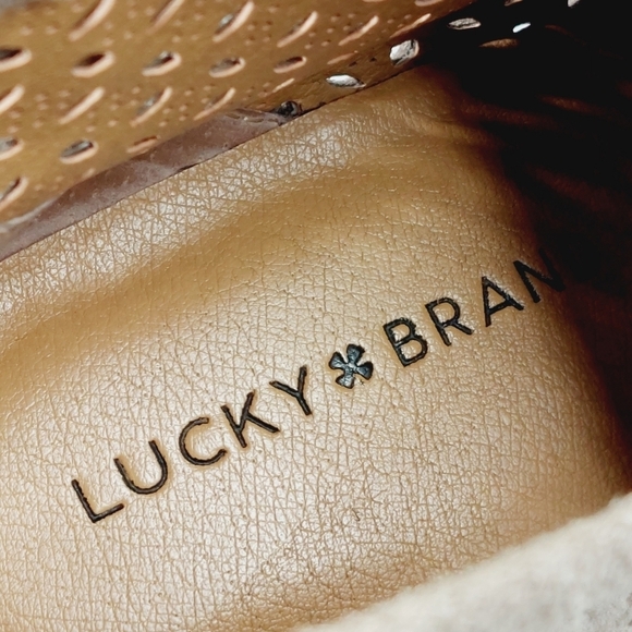 Lucky Brand Bergyn Tan Cream Suede Perforated Back Zip Ankle Booties O712 - Picture 9 of 12